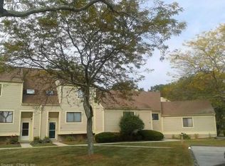 152 Sandy Point Rd, Old Saybrook, CT 06475