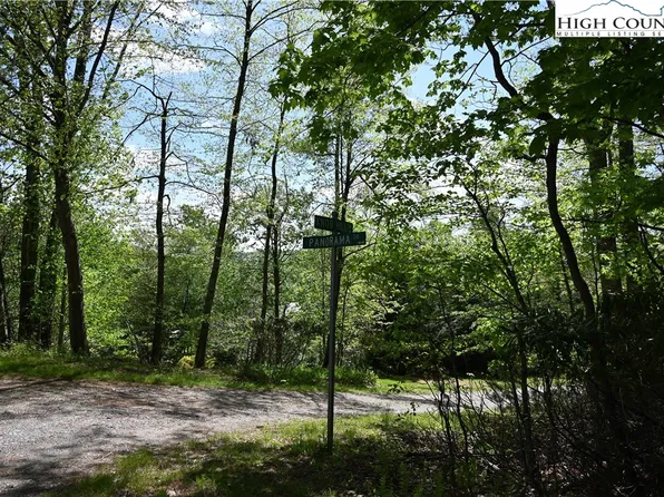 11 Knob Hill Drive, Todd, NC 28684