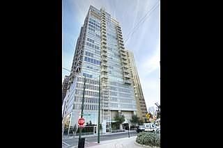 1st image of 653 N Kingsbury St APT 1507