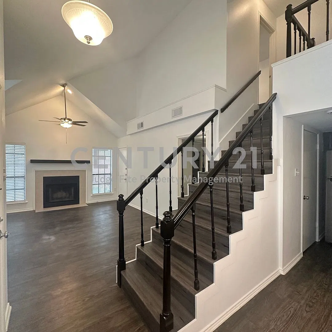 Beautiful 2-Story 2/2 Condo Located in Coppell's Windance Family Subdivision! — Photo 1