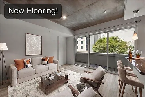 44 Peachtree Pl Photo 1
