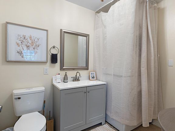 5th image of 4693 Petra Cir