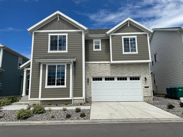 5016 W Evergreen Ln — Photo 2