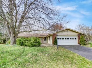 1413 Edenwood Dr, Dayton, OH 45434