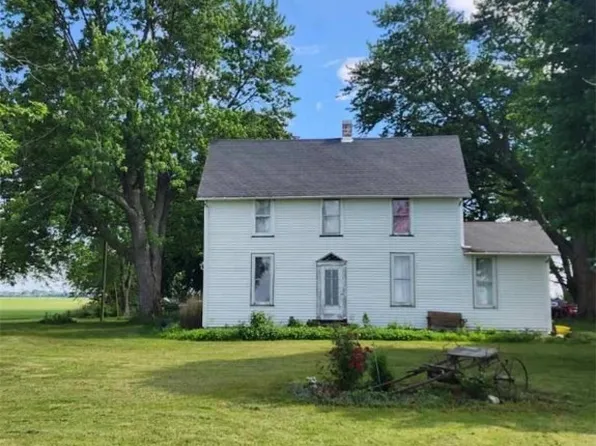 10898 E 1100th Rd, Paris, IL 61944