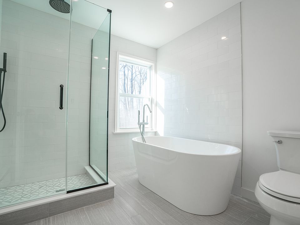1st image of 3527 Stony St APT 2