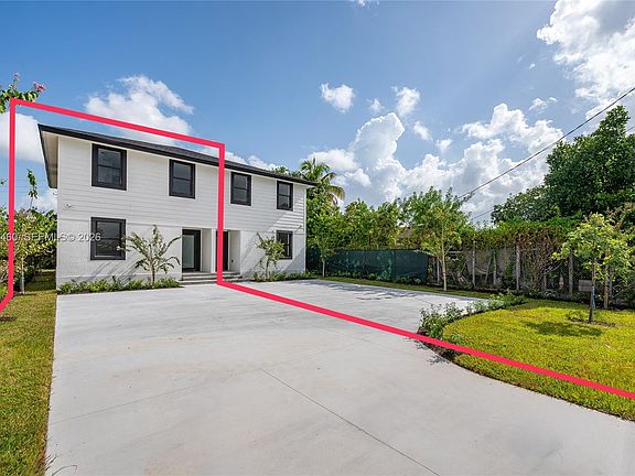 5th image of 528 NW 13th St #530