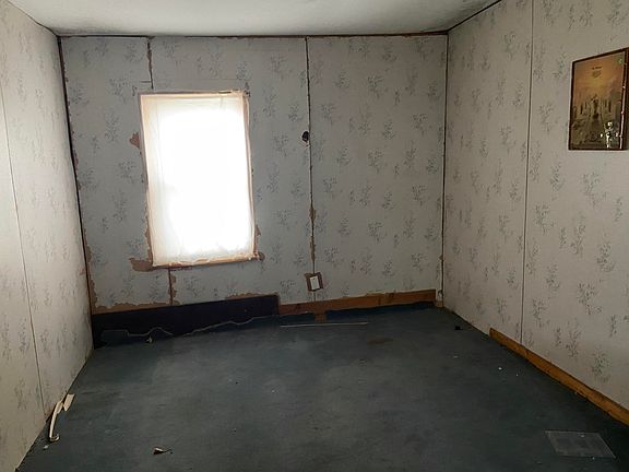 4th image of 4405 Greenway Dr
