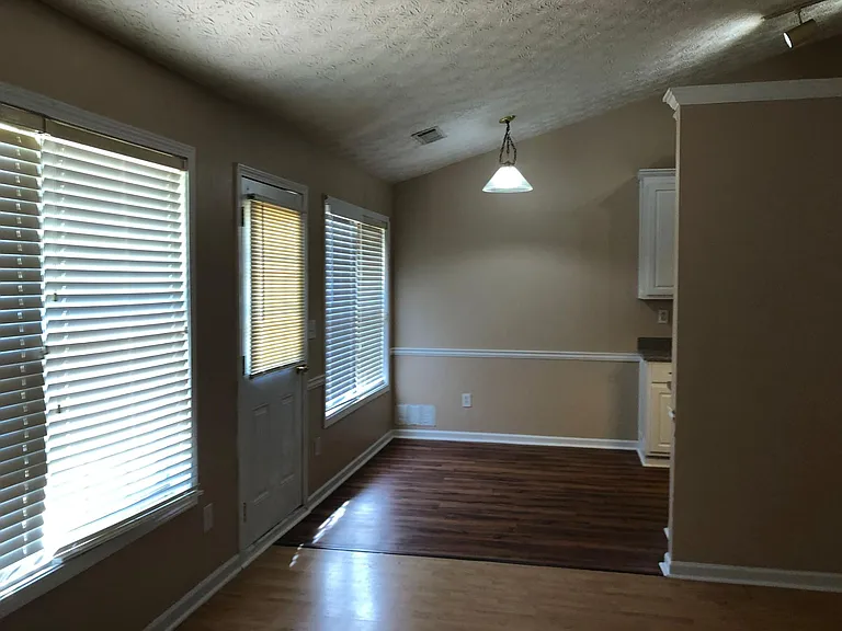 185 Butler Bridge Cir — Photo 34