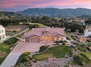 15930 Mandalay Rd, Santa Clarita, CA 91387