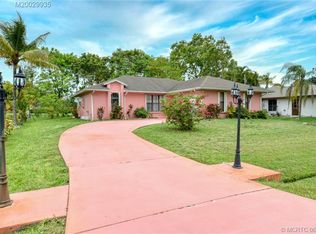 2513 SE Tiger Ave, Port Saint Lucie, FL 34952
