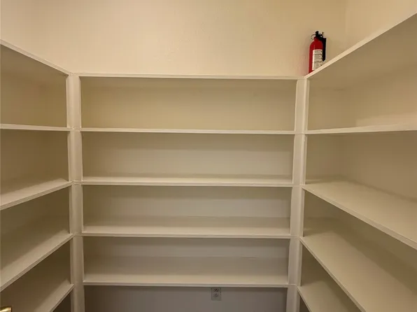 827 Algoa Friendswood Rd #827, Alvin, TX 77511