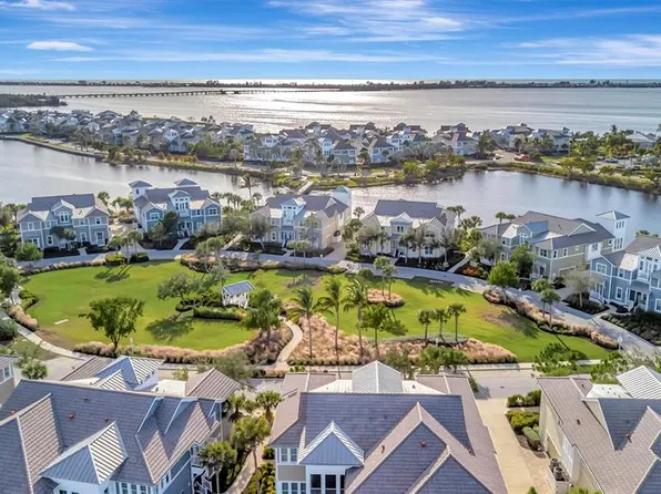 246 Sapphire Lake Dr Unit 201, Bradenton, FL 34209