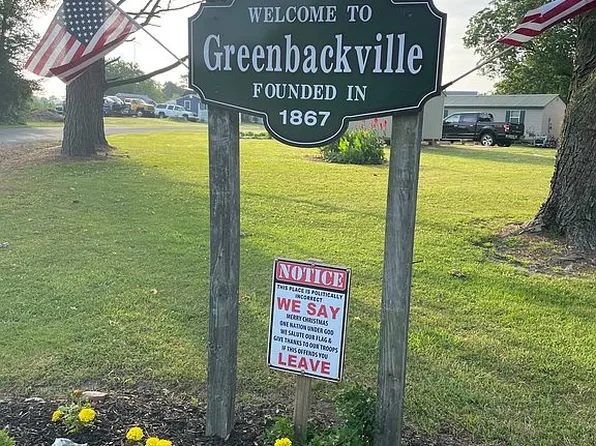 1389 Ellis St, Greenbackville, VA 23356