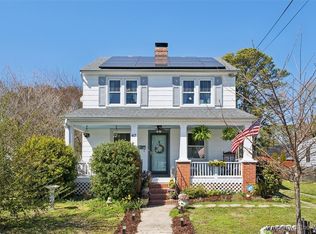 67 Randolph Rd, Newport News, VA 23601