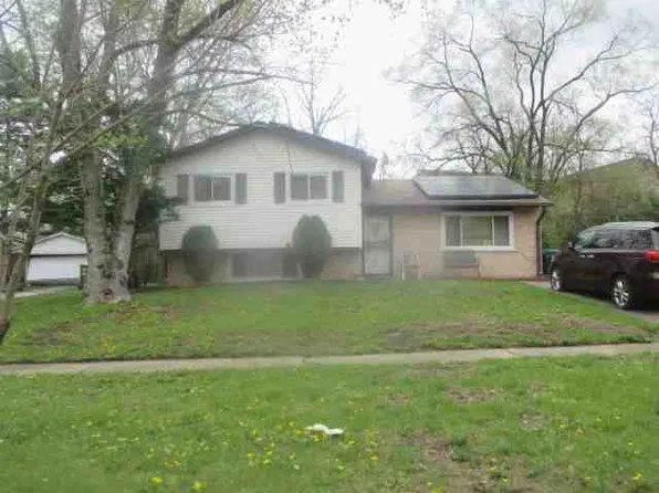 911 Union Dr, University Park, IL 60484