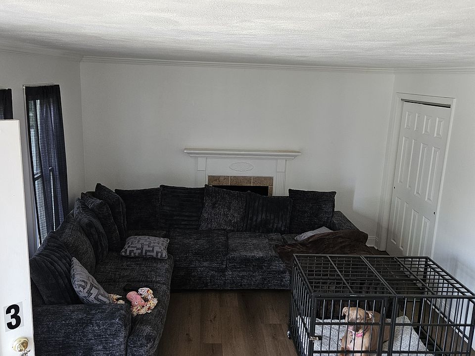 1st image of 717 Gordon Smith Blvd APT 3