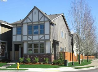 16998 SW 134th Ter UNIT L22, King City, OR 97224