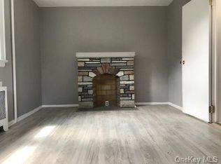 18449 Hovendon Rd, Jamaica, NY 11432