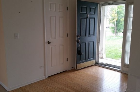 2nd image of 3016 W Gloria Ln
