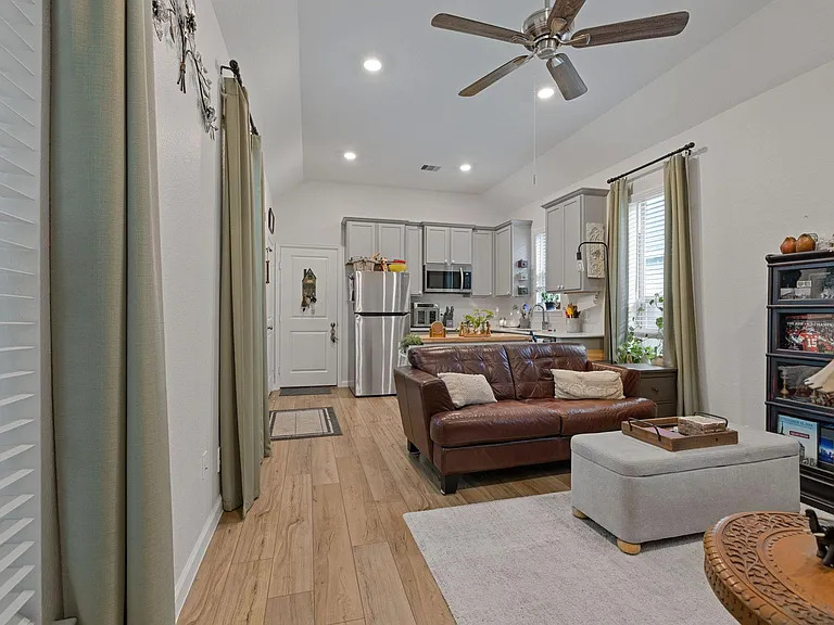 18323 Tiger Flowers Dr — Photo 36