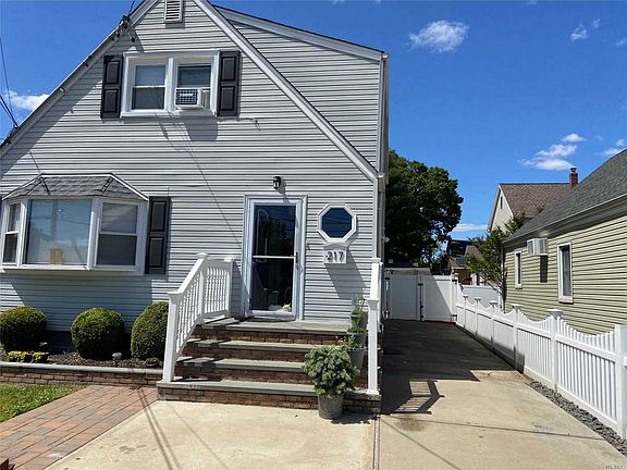 2nd image of 217 Central Ave