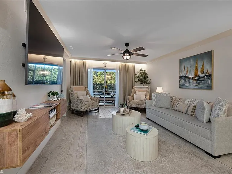 154 Cypress Way E #1102 — Photo 2