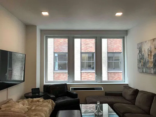 Rented by Compass | media 14