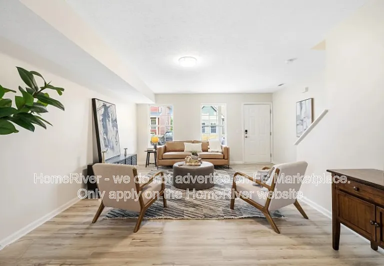 18 E Caven St — Photo 4