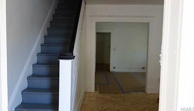 4th image of 6-6A 6a E Catherine St
