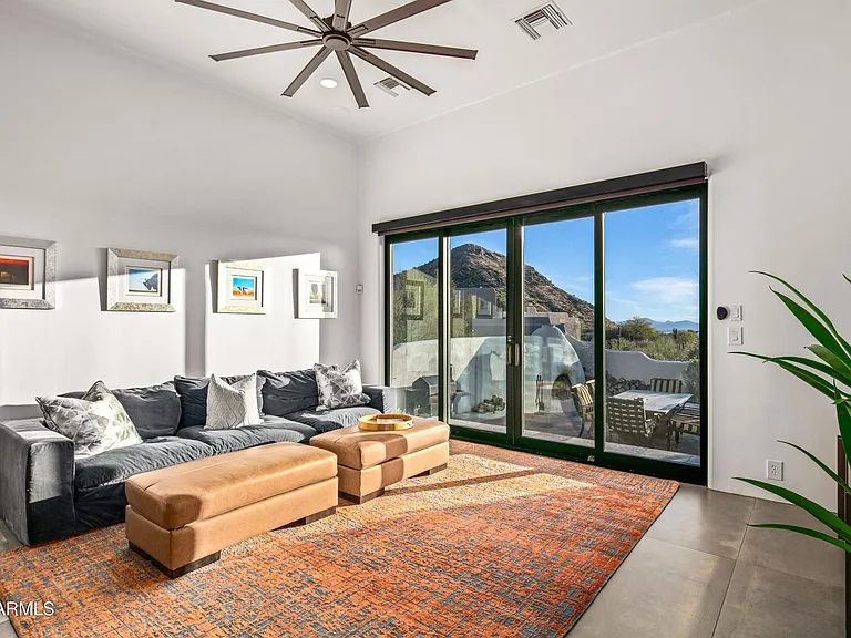 10029 E Calle De Las Brisas — Photo 28