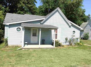 313 S 8th St, Boonville, IN 47601