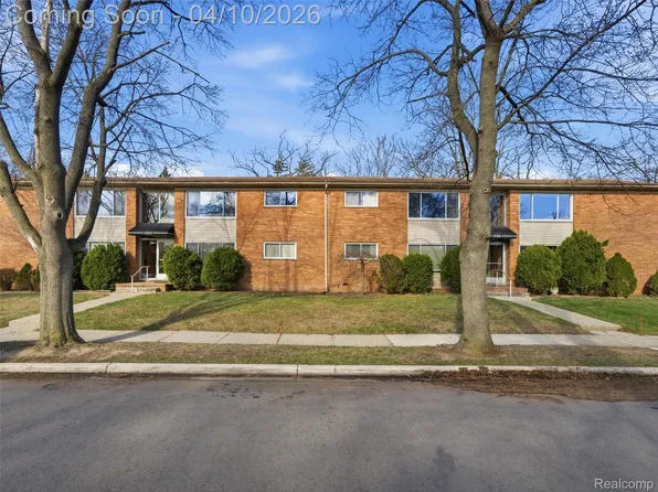 1222 E Lincoln Avenue, Royal Oak, MI 48067