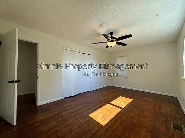 816 Willow Ln — Photo 15