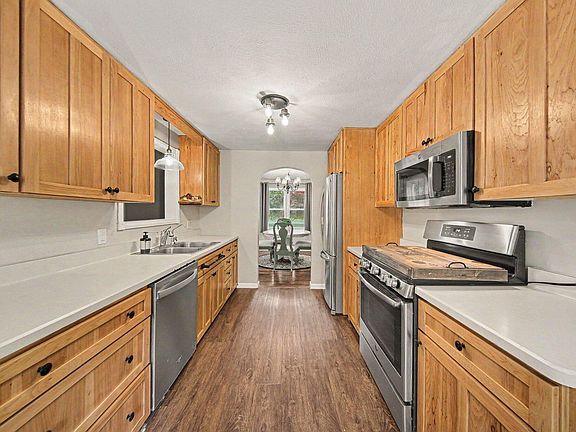 5th image of 2800 Kibby Rd