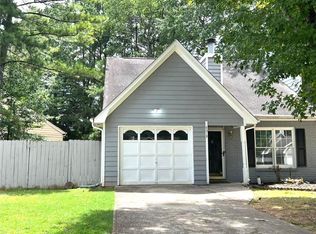 8019 Woodlake Dr, Riverdale, GA 30274