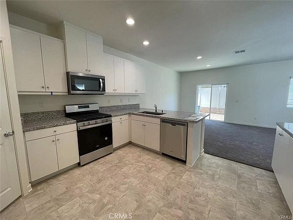 3rd image of 12712 Ironstone Way #12712