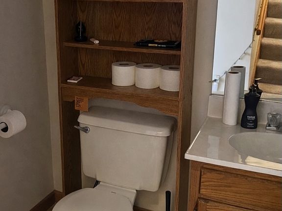 2nd image of 27 Toledo Ave #27