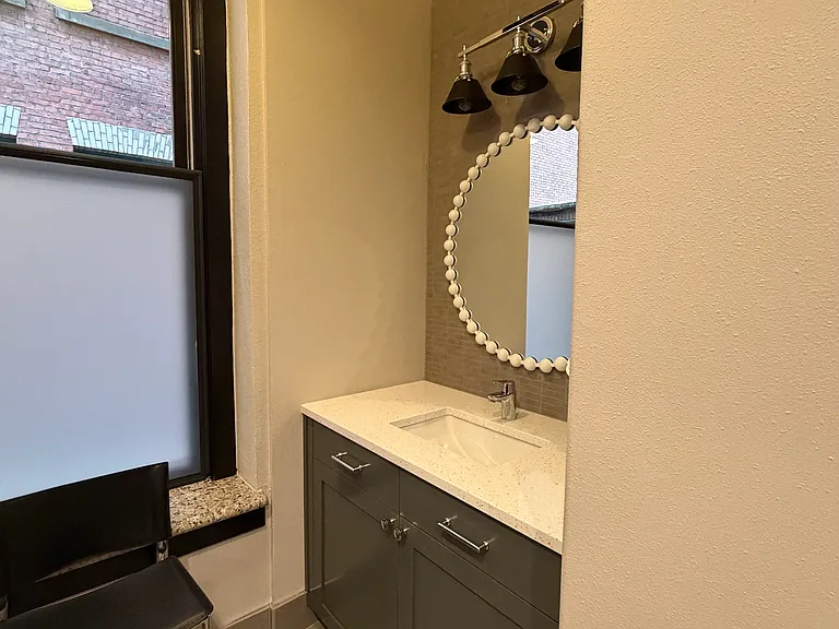 170 S Lincoln St #200 — Photo 9