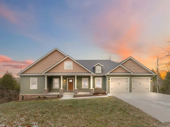 1031 Hidden Ridge Dr, Waco, KY 40385