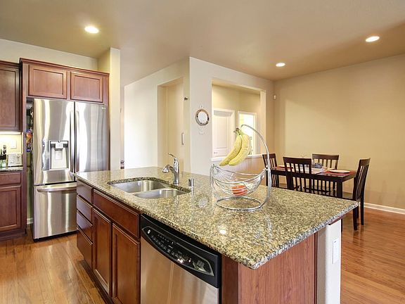 5th image of 225 Barbrook Ct