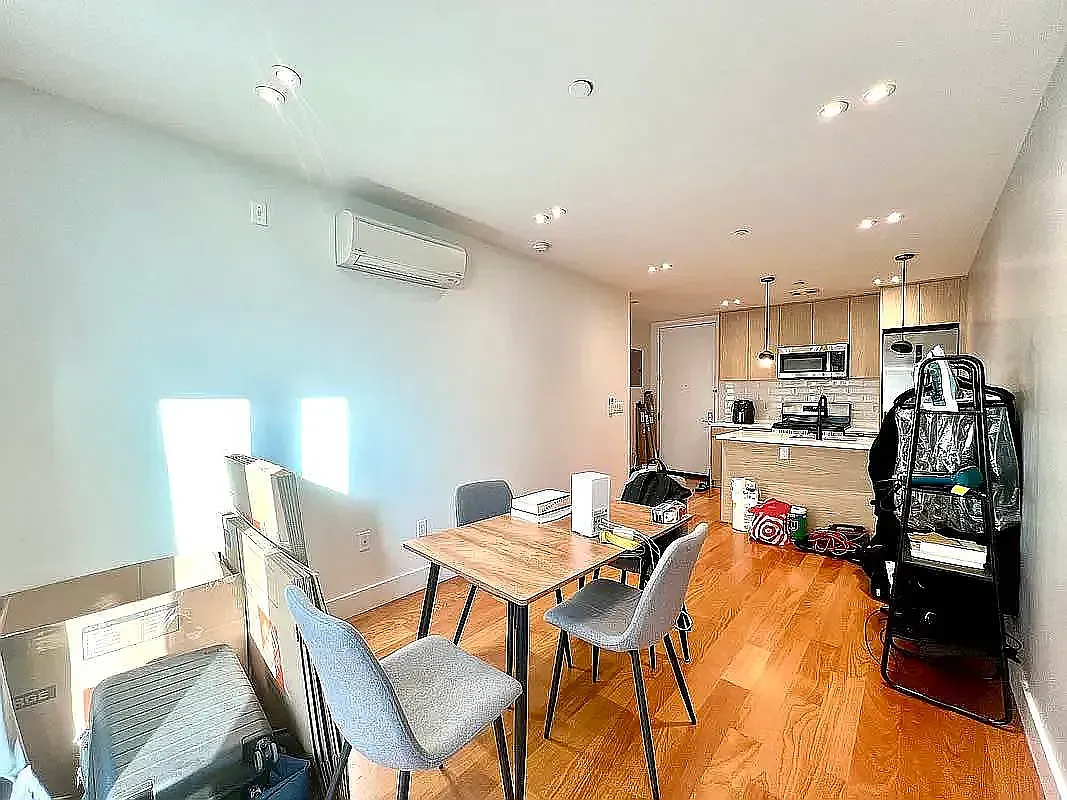 731 East 32nd Street — Photo 3