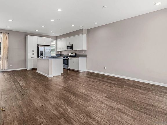 2nd image of 1855 Observation Way APT 2
