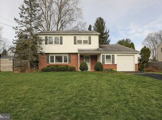 30 Crestland Ter, Doylestown, PA