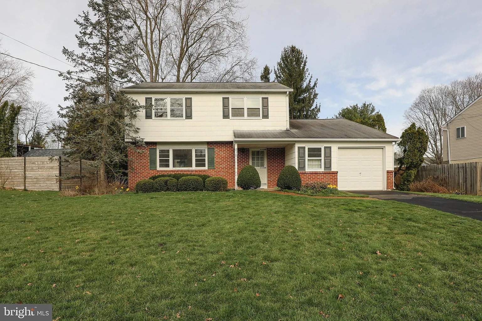 30 Crestland Ter photo 1