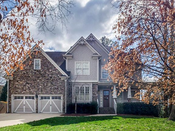 3rd image of 1572 Gaylor Cir SE