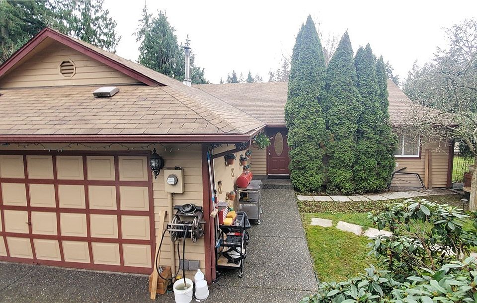 1st image of 6208 204th St SW