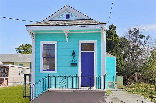 1st image of 1627 Arts St