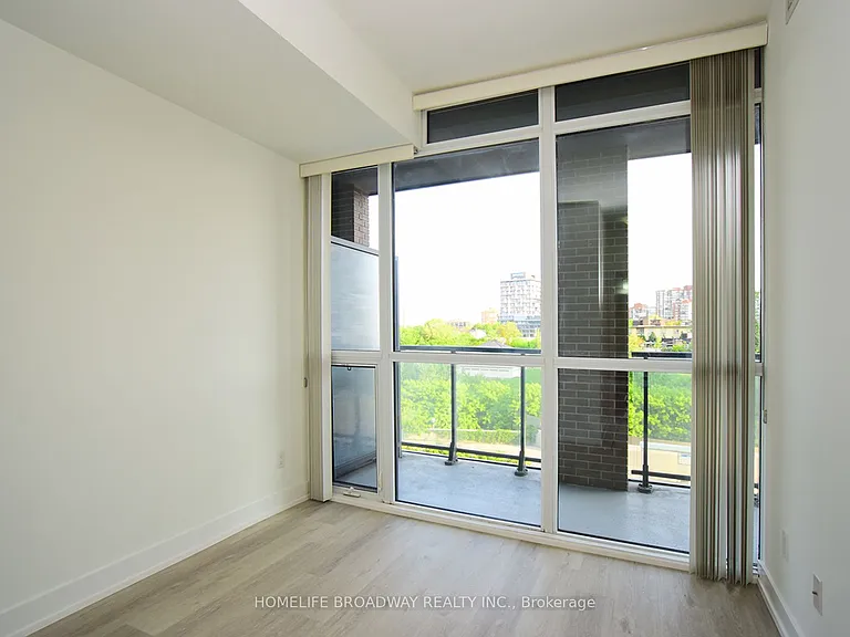 169 Fort York Blvd #301 — Photo 8