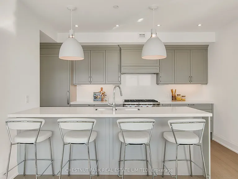 1700 Avenue Rd #Penthouse 706 — Photo 13